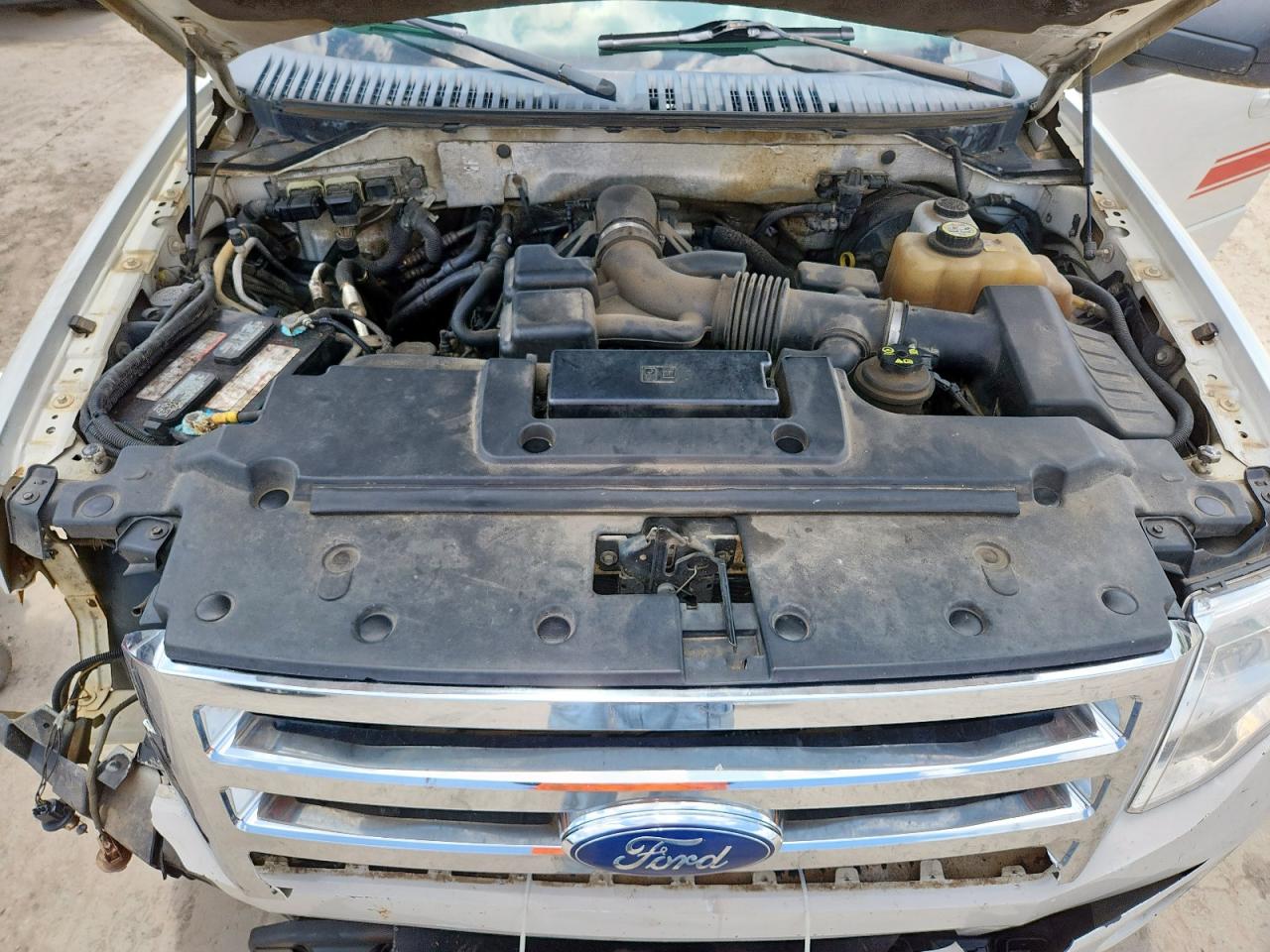 2008 Ford Expedition Xlt VIN: 1FMFU15568LA00258 Lot: 64633315