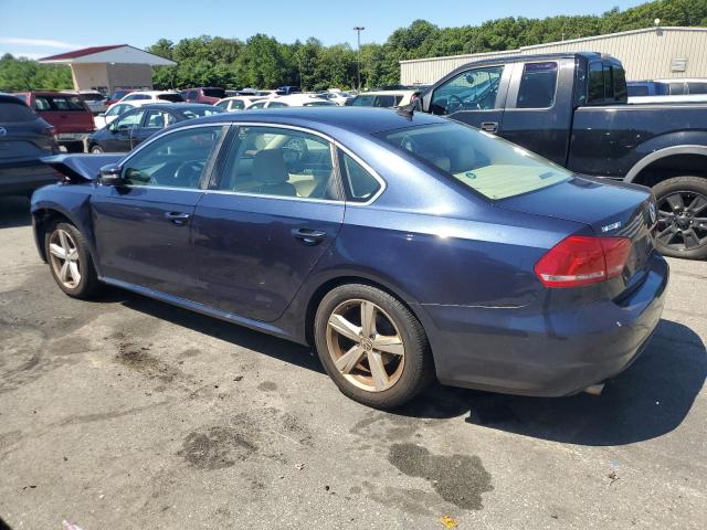 Sedans VOLKSWAGEN PASSAT 2014 Blue