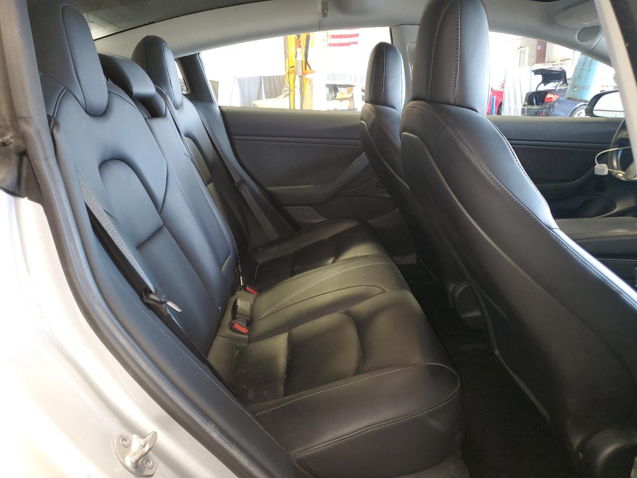2018 Tesla Model 3 VIN: 5YJ3E1EB2JF121470 Lot: 64447215