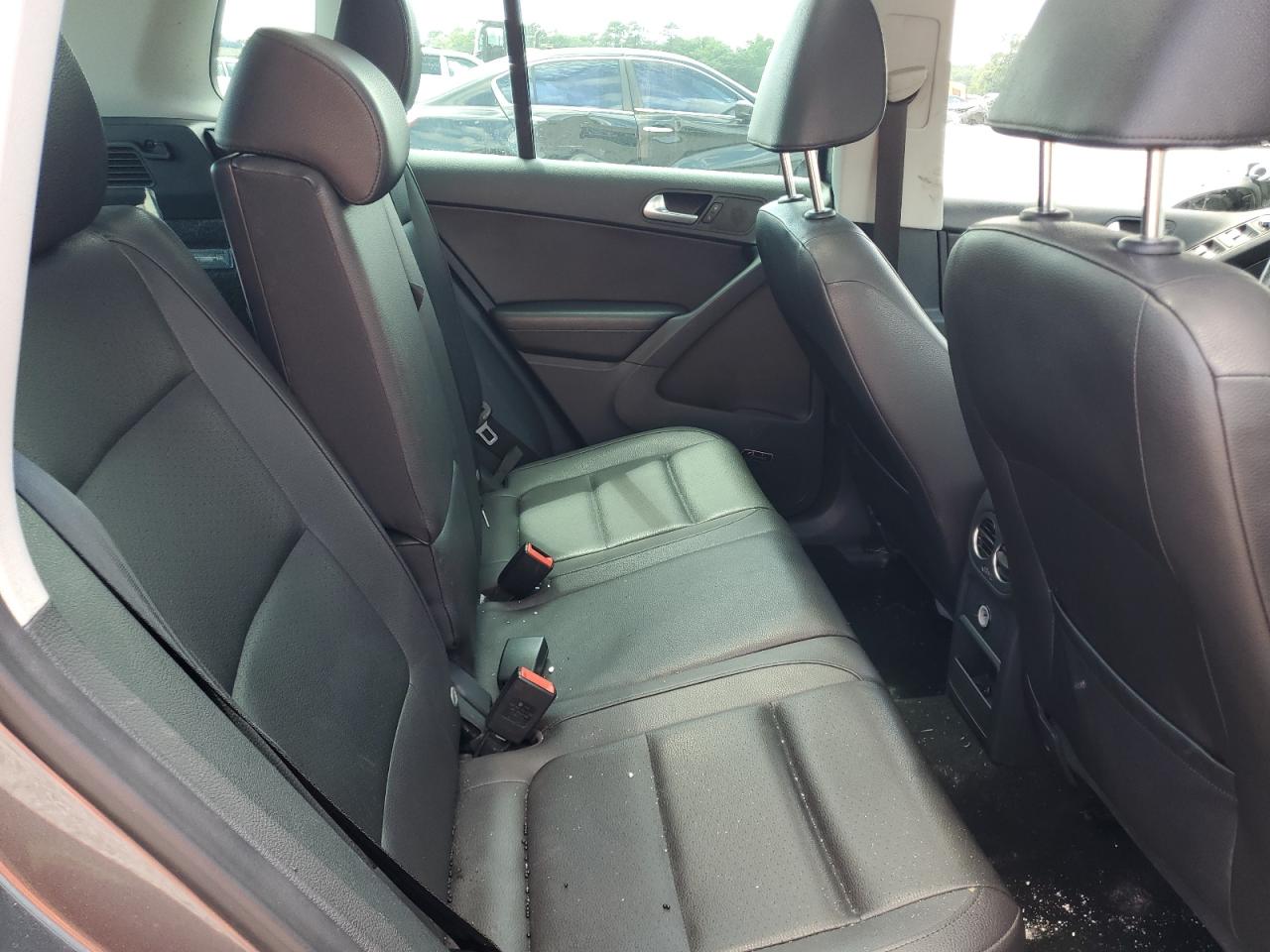 2014 Volkswagen Tiguan S VIN: WVGAV3AX8EW542420 Lot: 62928555