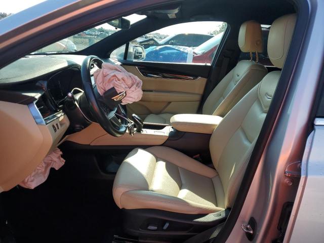  CADILLAC XT5 2019 Srebrny