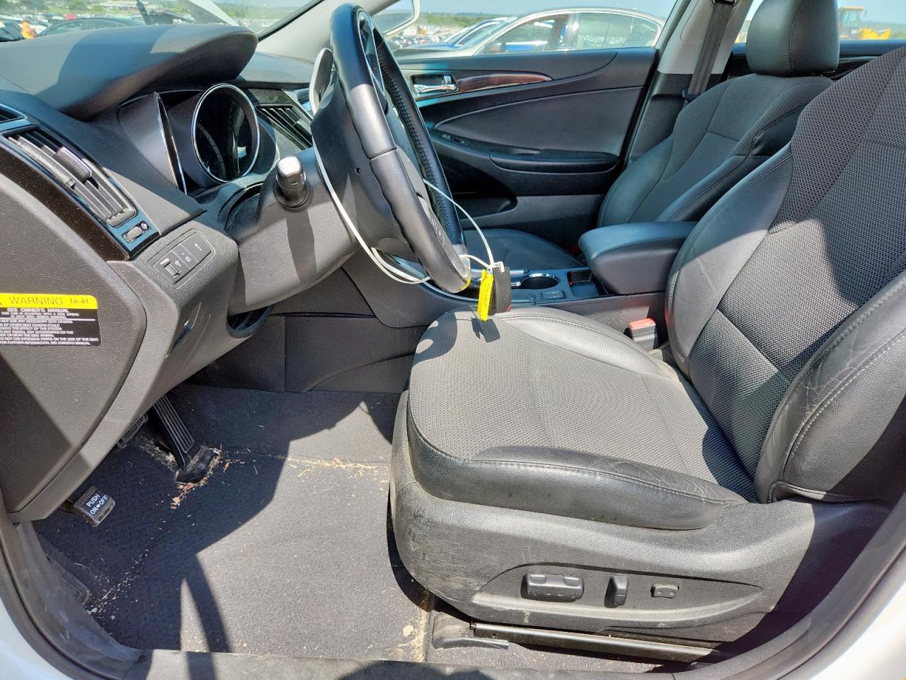 5NPEC4AB4EH846517 2014 Hyundai Sonata Se