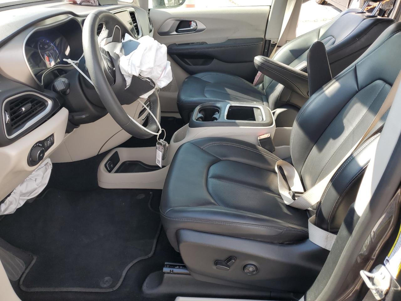 2021 Chrysler Pacifica Touring L VIN: 2C4RC1BG6PR597041 Lot: 63331125