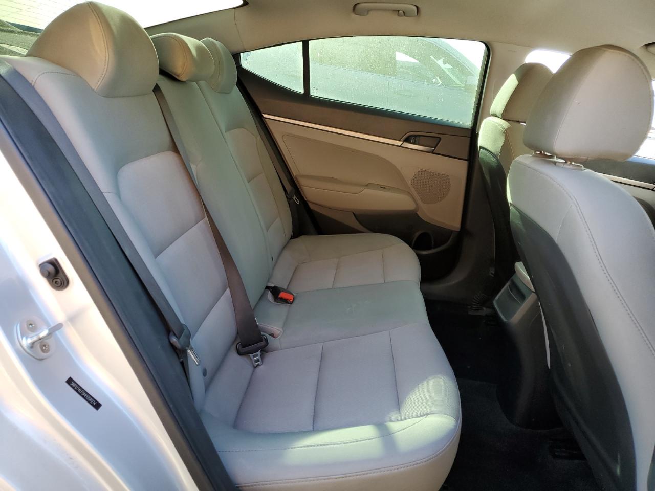 5NPD74LF0HH088924 2017 Hyundai Elantra Se