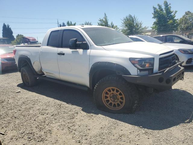  TOYOTA TUNDRA 2013 Biały