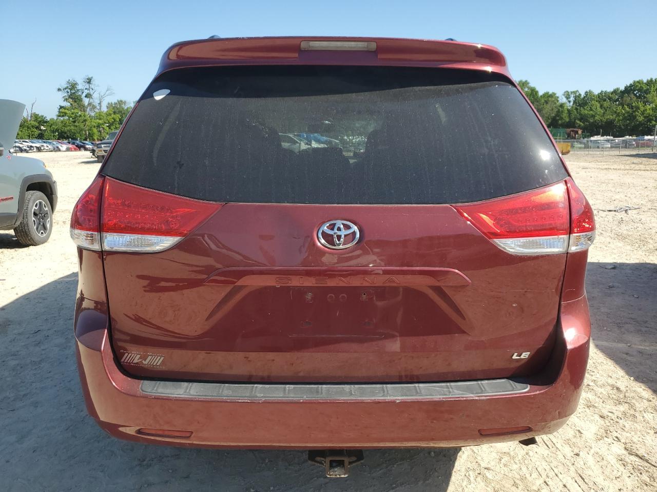 5tdkk3dc2ds380857 5TDKK3DC2DS380857 2013 Toyota Sienna Le