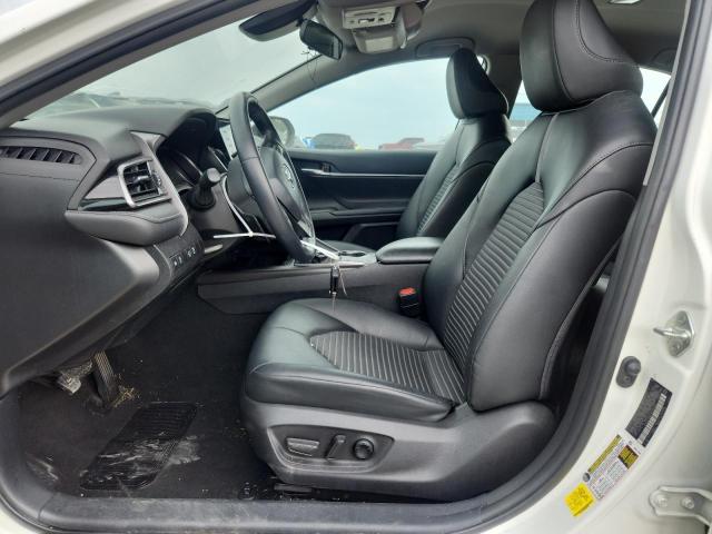  TOYOTA CAMRY 2021 White