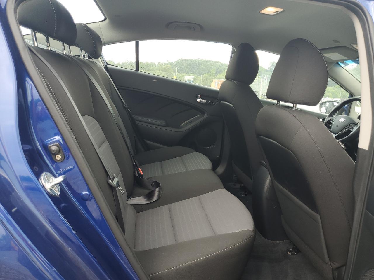 2017 Kia Forte Lx VIN: 3KPFL4A76HE022883 Lot: 63228195