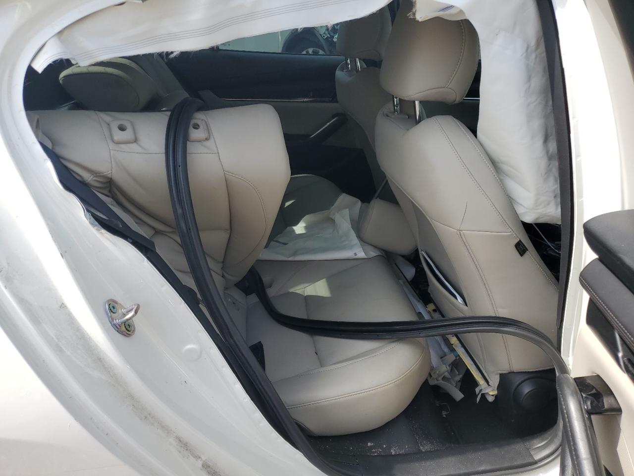 2024 Mazda 3 Preferred VIN: 3MZBPACM4RM435409 Lot: 65928775