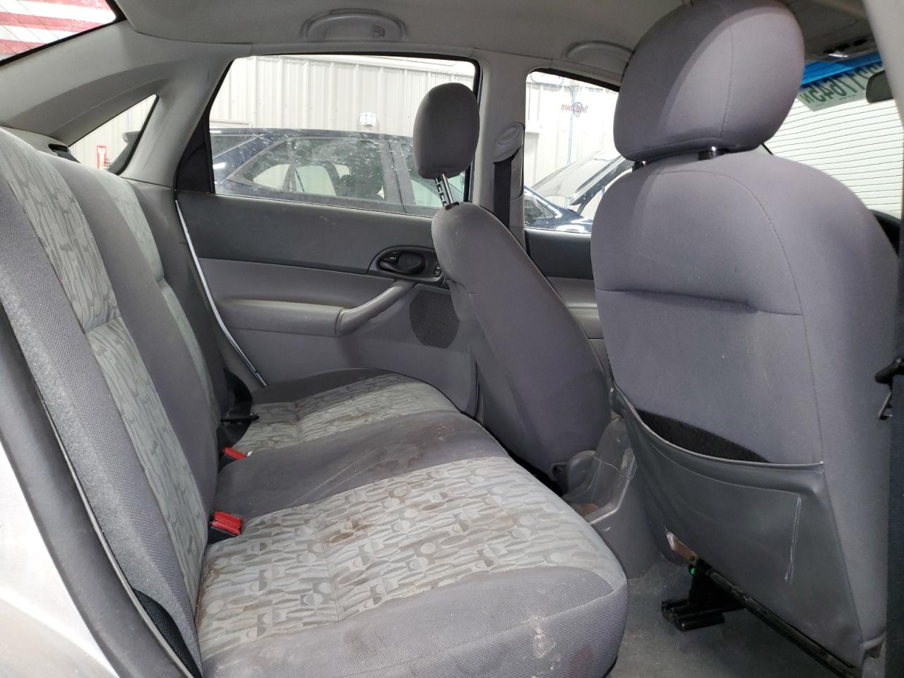 2005 Ford Focus Zx4 VIN: 1FAFP34N25W150151 Lot: 63217645