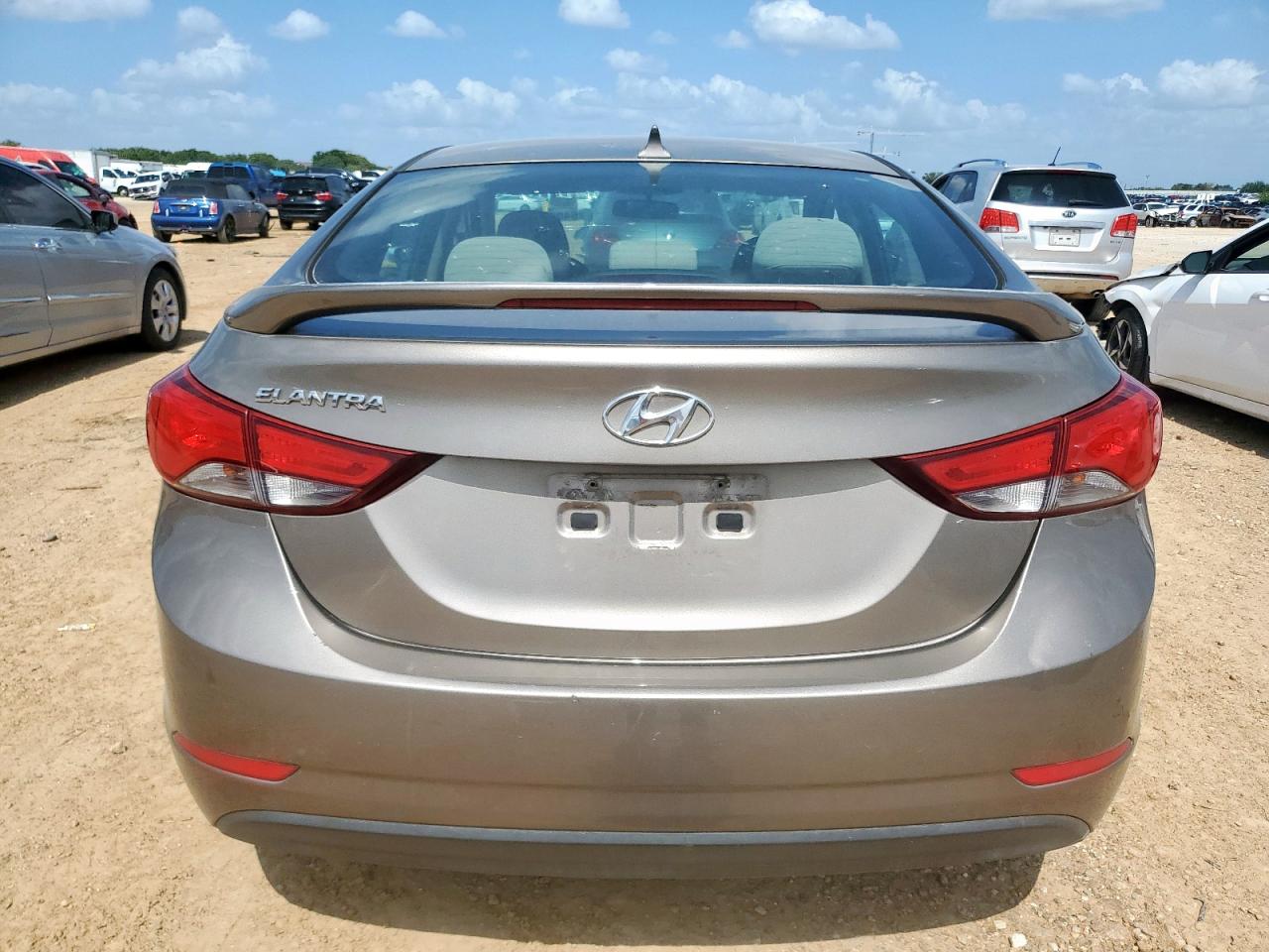 2014 Hyundai Elantra Se VIN: 5NPDH4AE9EH477581 Lot: 64050905