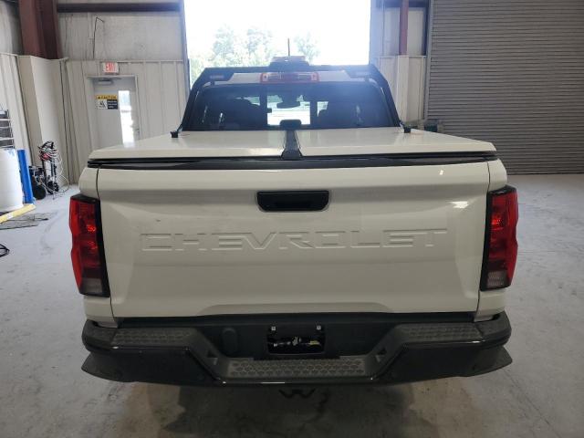  CHEVROLET COLORADO 2024 Biały