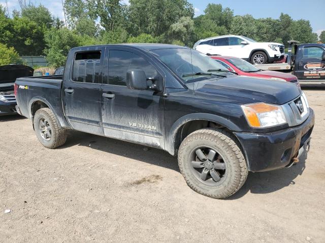  NISSAN TITAN 2014 Czarny