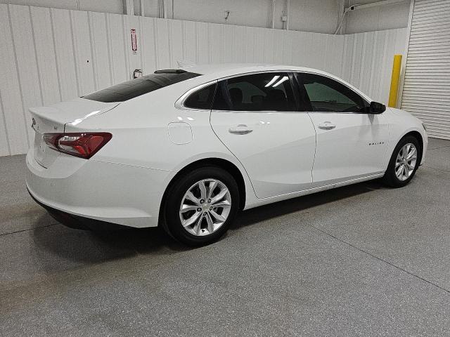  CHEVROLET MALIBU 2022 Biały
