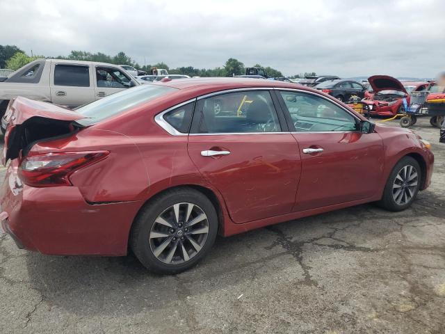  NISSAN ALTIMA 2017 Czerwony