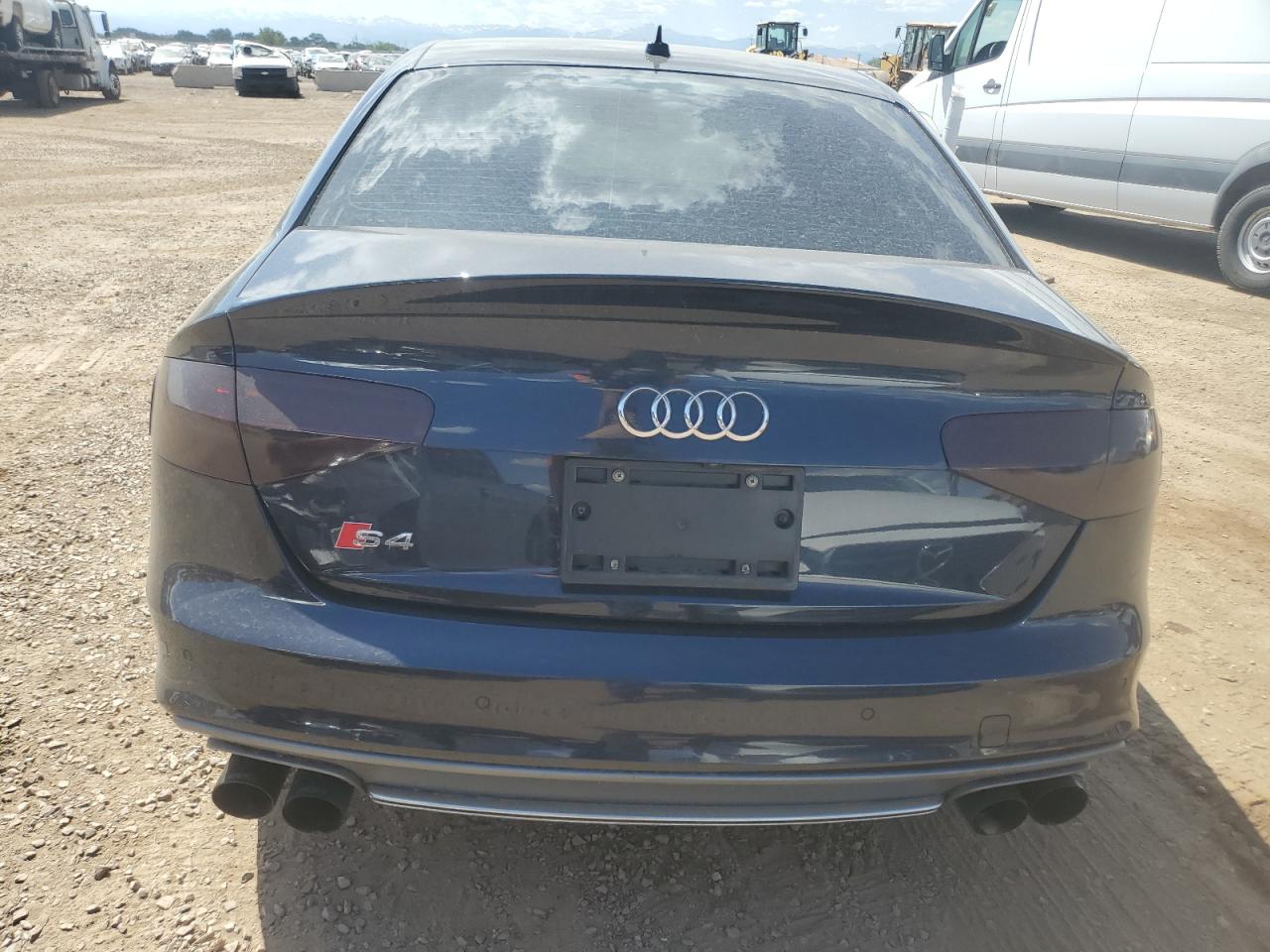 2015 Audi S4 Premium Plus VIN: WAUBGAFLXFA007839 Lot: 64233135
