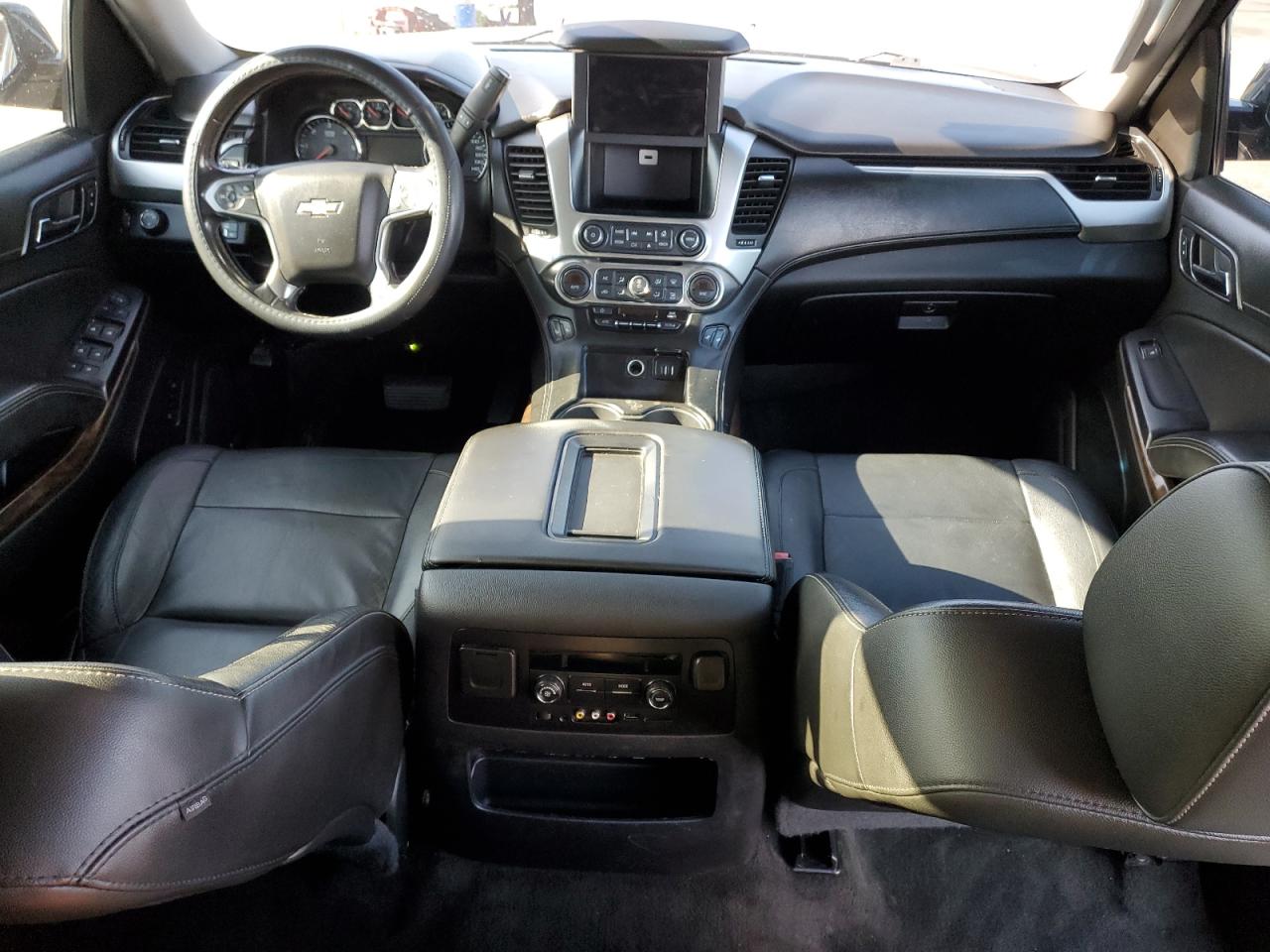 2015 Chevrolet Suburban C1500 Lt VIN: 1GNSCJKC0FR283492 Lot: 64482785