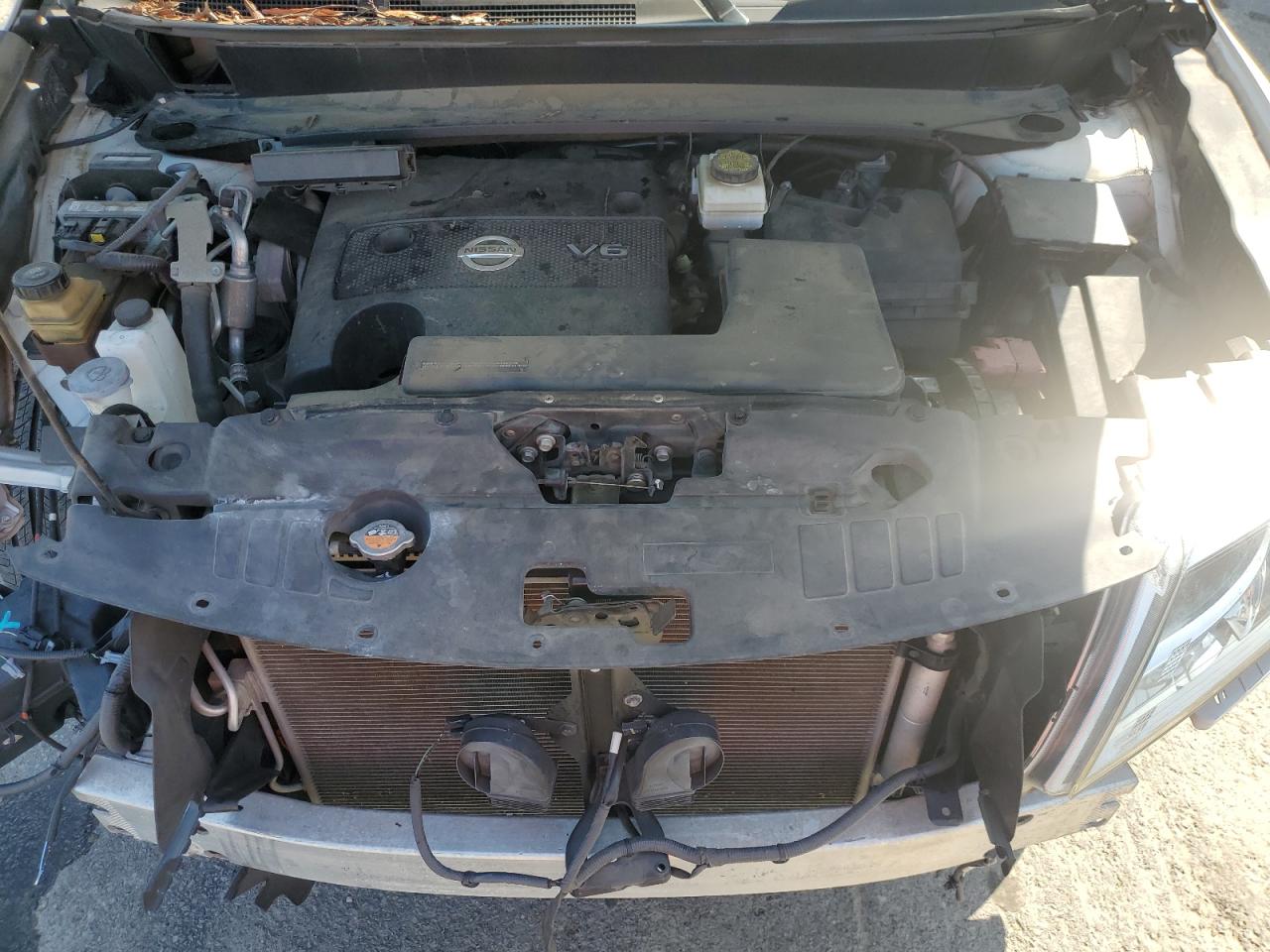 2016 Nissan Pathfinder S VIN: 5N1AR2MM3GC617111 Lot: 64003915