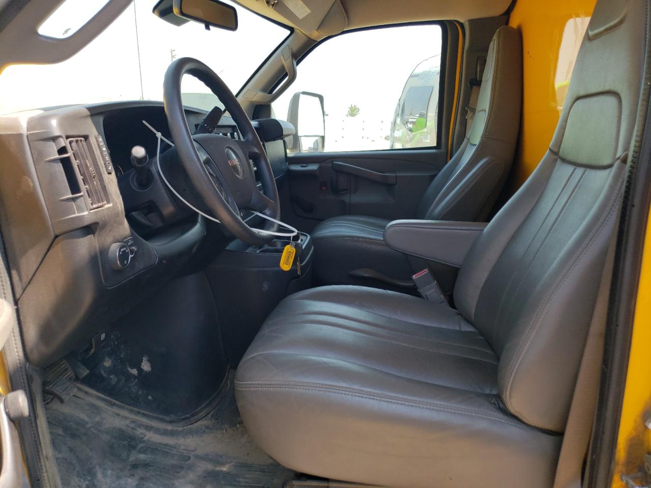2020 GMC Savana Cutaway G3500 VIN: 7GZ37TCG9LN006215 Lot: 63527455