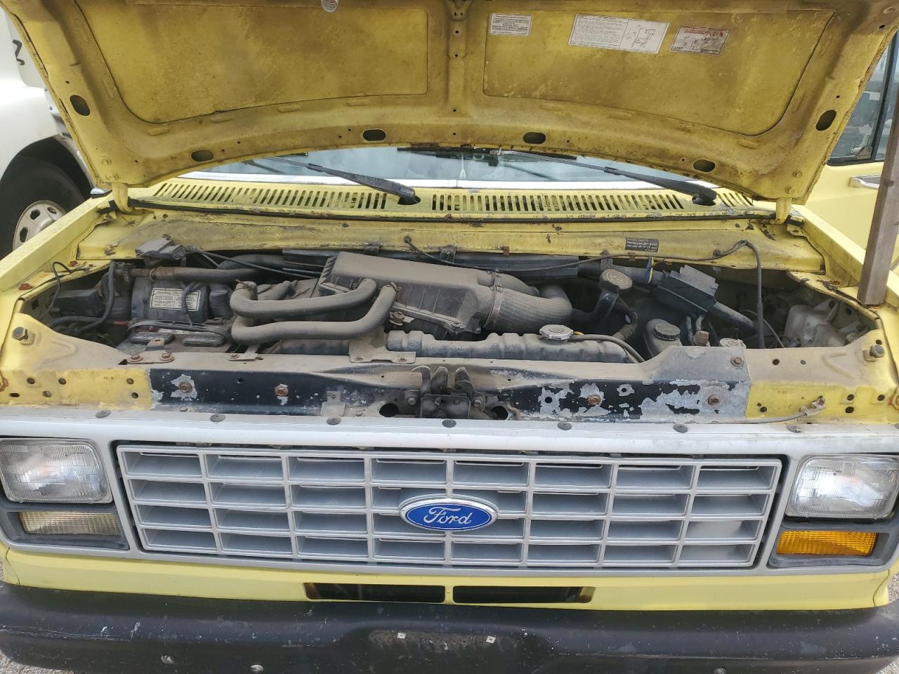 1990 Ford Econoline E350 Cutaway Van VIN: 1FDKE37G6LHB63493 Lot: 63430425