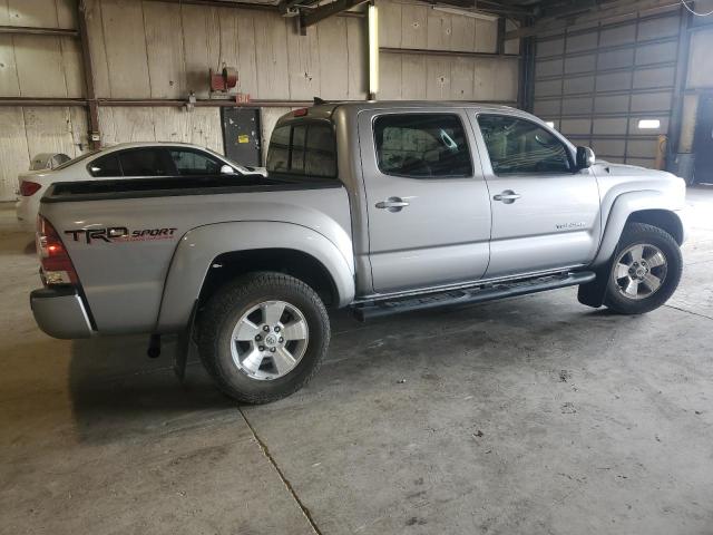  TOYOTA TACOMA 2015 Серебристый