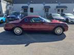 2004 FORD THUNDERBIRD    à vendre chez Copart FL - MIAMI NORTH