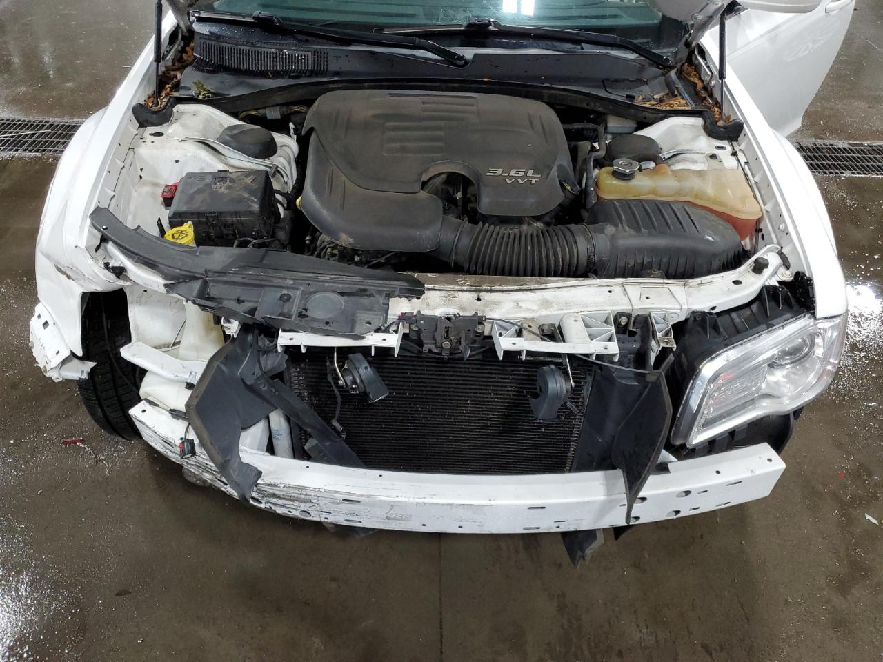 2014 Chrysler 300 VIN: 2C3CCARG2EH321345 Lot: 65697925