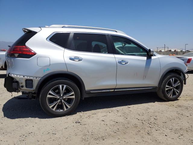  NISSAN ROGUE 2017 Srebrny