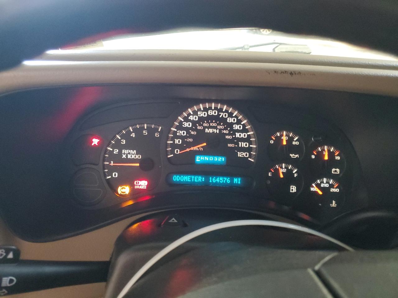 2005 GMC Yukon VIN: 1GKEK13T85J162086 Lot: 64590245