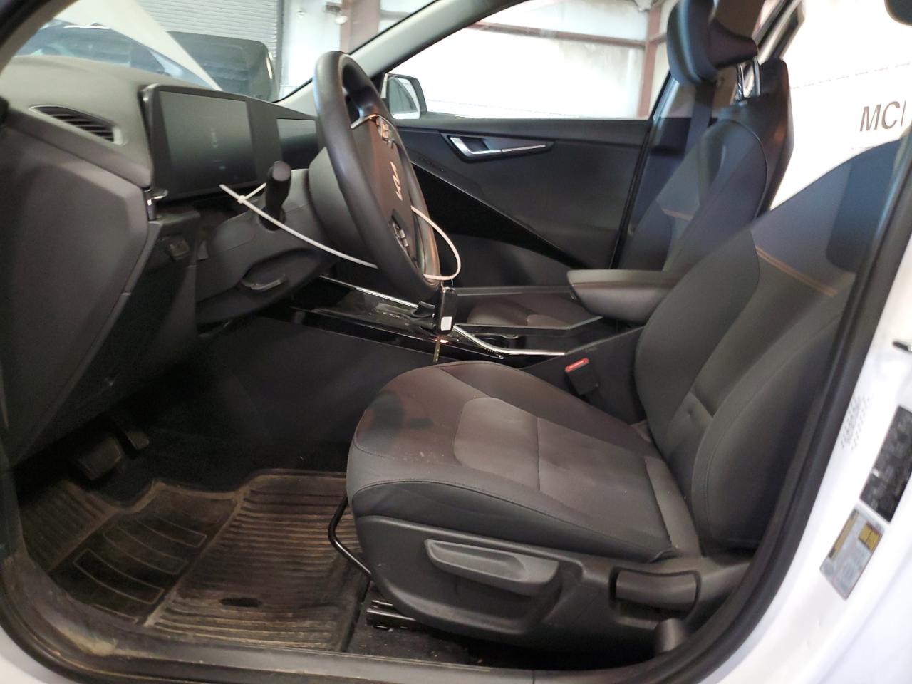 2024 Kia Niro Lx VIN: KNDCP3LE2R5127947 Lot: 62635175