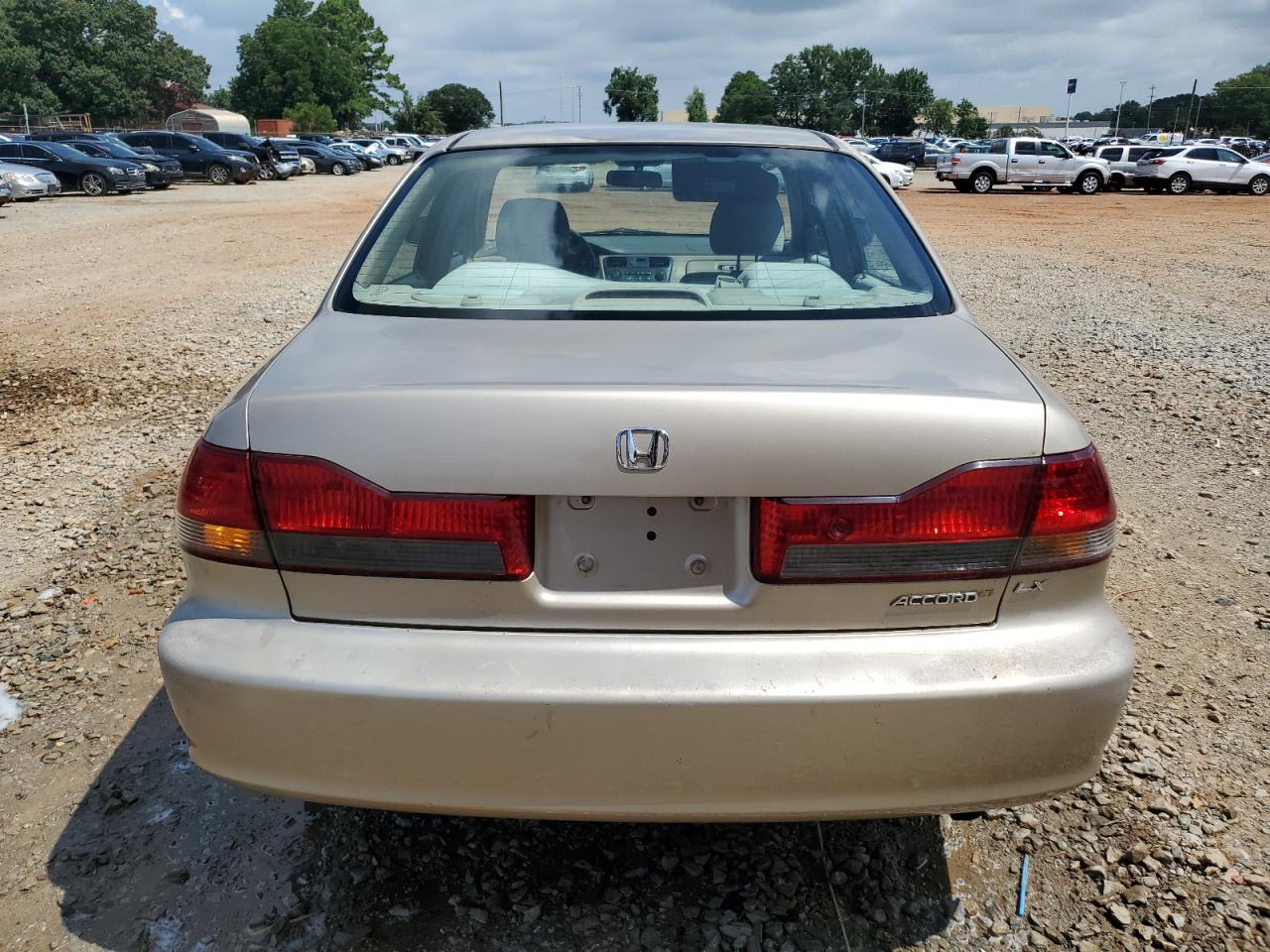 2001 Honda Accord Lx VIN: 1HGCG56401A038339 Lot: 64619615