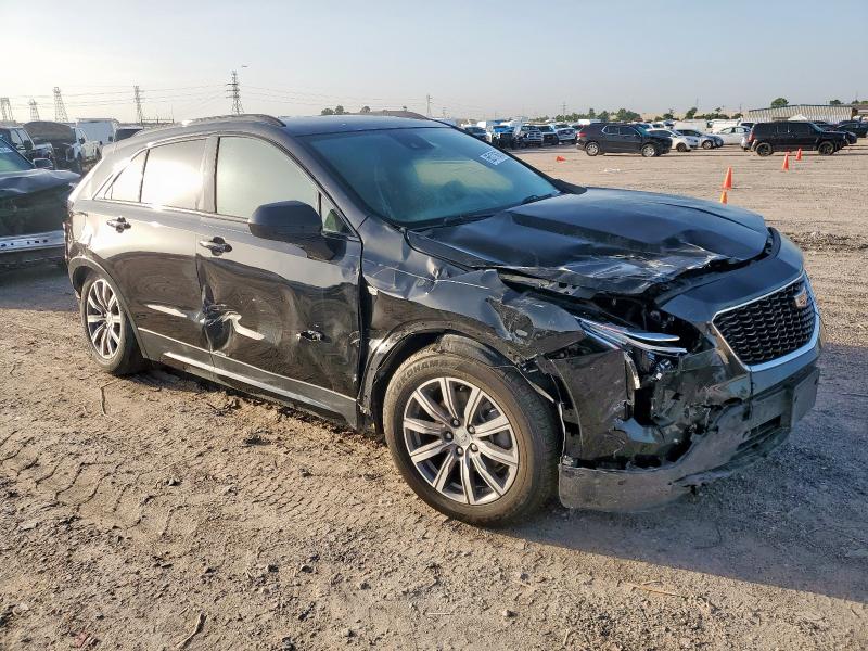  CADILLAC XT4 2020 Czarny