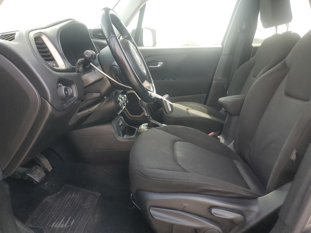 2016 Jeep Renegade Latitude VIN: ZACCJABT9GPE39158 Lot: 65517645