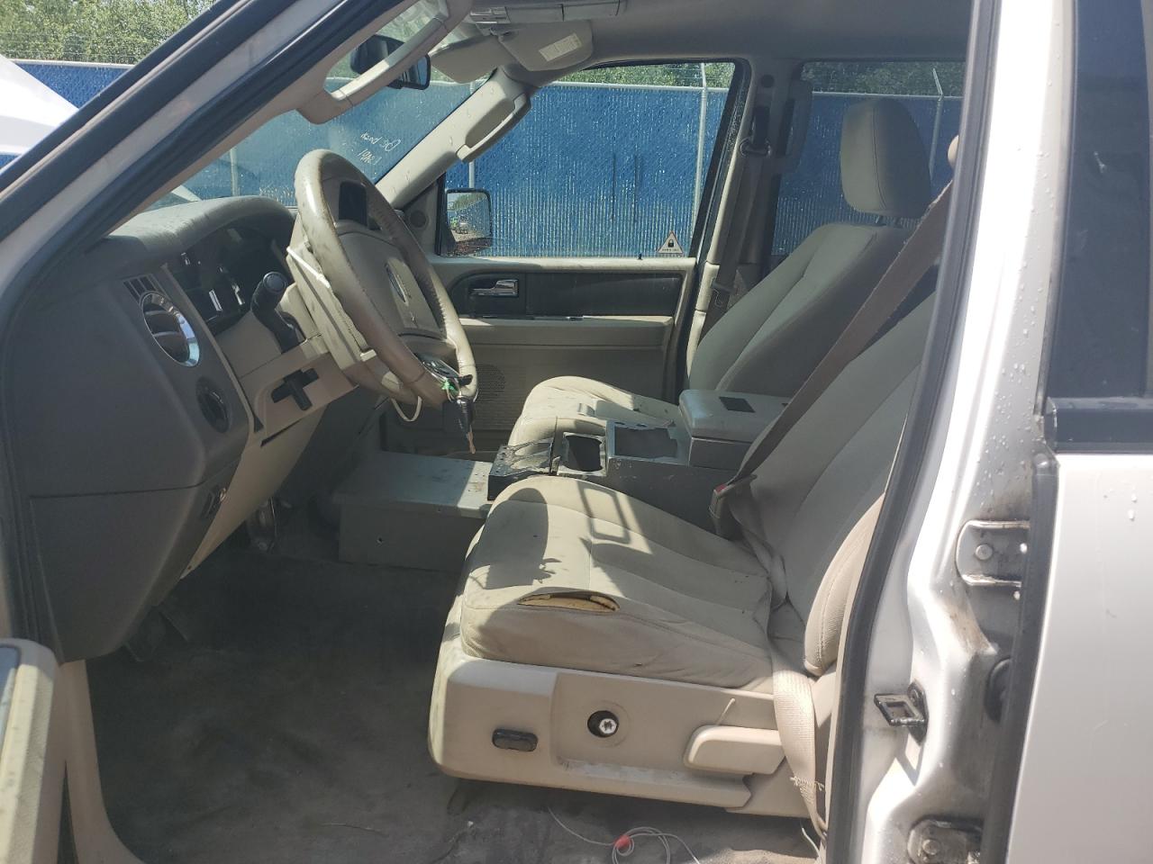 2009 Ford Expedition Xlt VIN: 1FMFU16549LA04454 Lot: 64930045