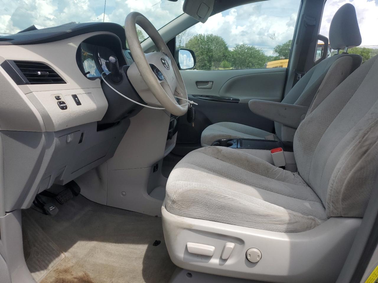 2014 Toyota Sienna Le VIN: 5TDKK3DC0ES501614 Lot: 64753825