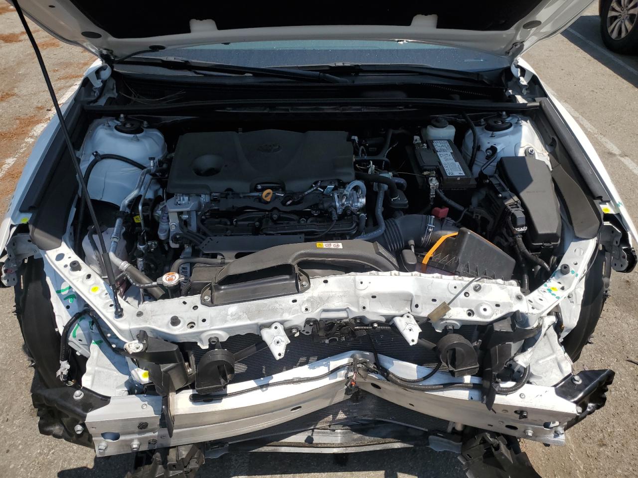 2022 Toyota Camry Le VIN: 4T1C11AKXNU672675 Lot: 65035555