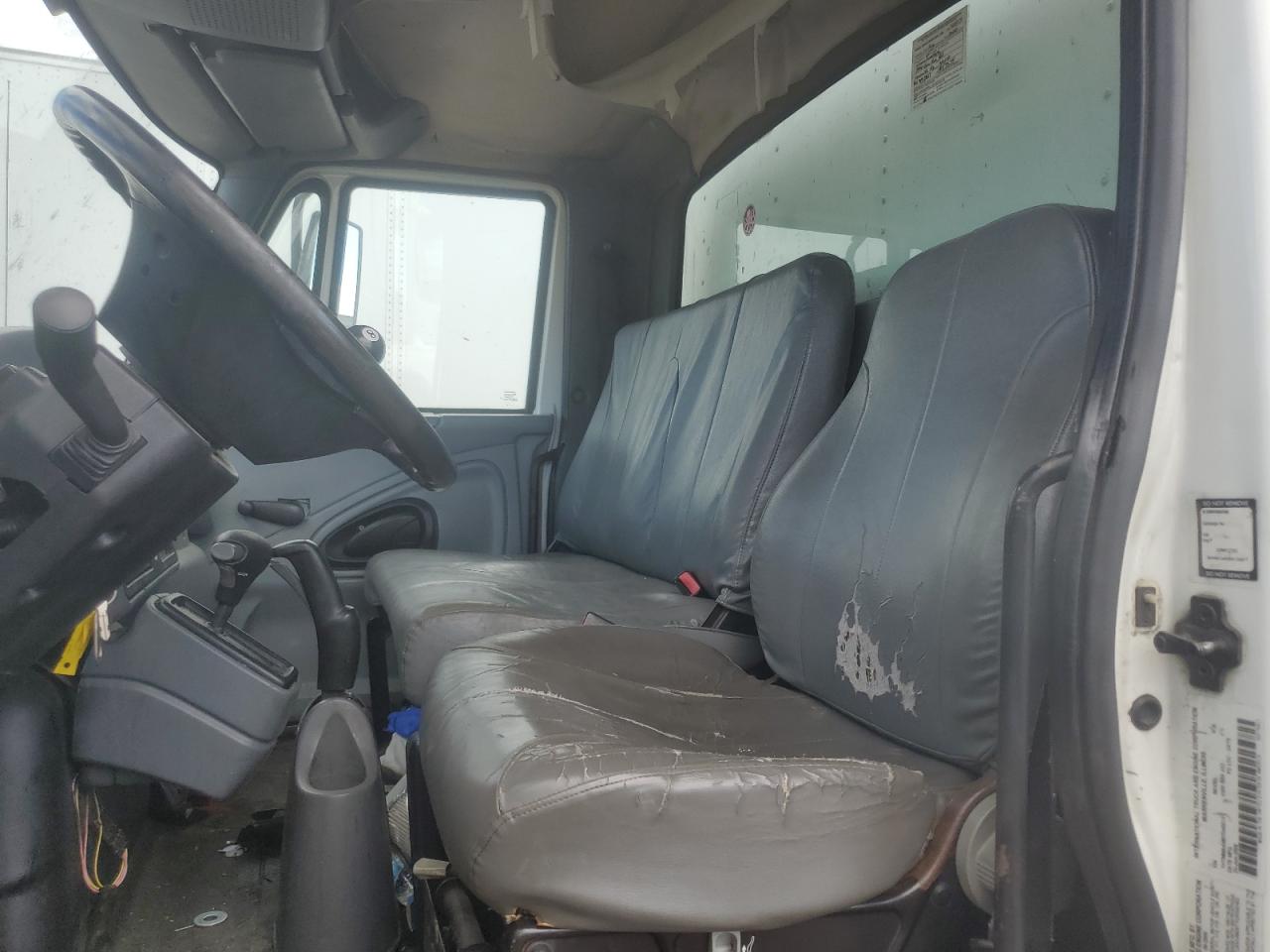 2007 International 4000 4300 - Trucks VIN: 1HTMMAAM97H455134 Lot: 63440805