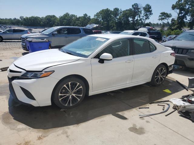  TOYOTA CAMRY 2019 Белы
