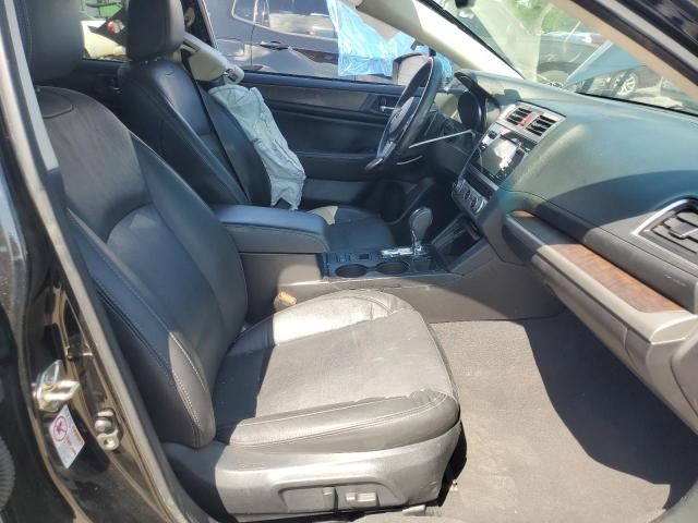  SUBARU OUTBACK 2016 Czarny