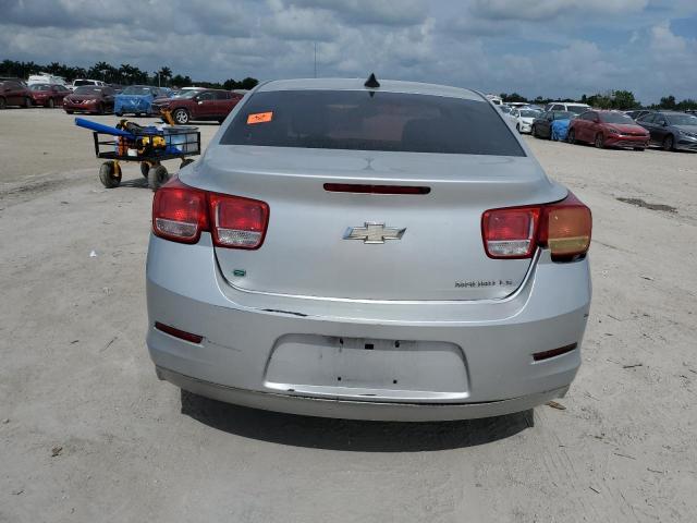 Sedans CHEVROLET MALIBU 2015 Srebrny