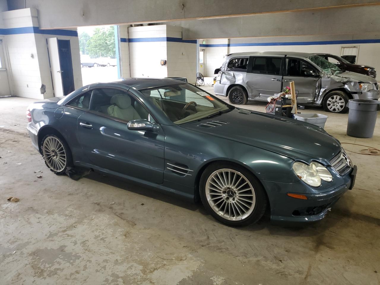 2005 Mercedes-Benz Sl 500 VIN: WDBSK75F15F095292 Lot: 64932475