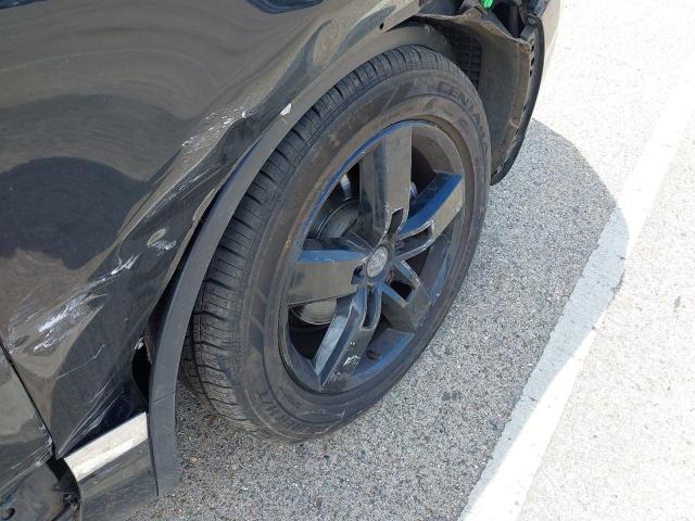 2011 VOLKSWAGEN TOUAREG AL