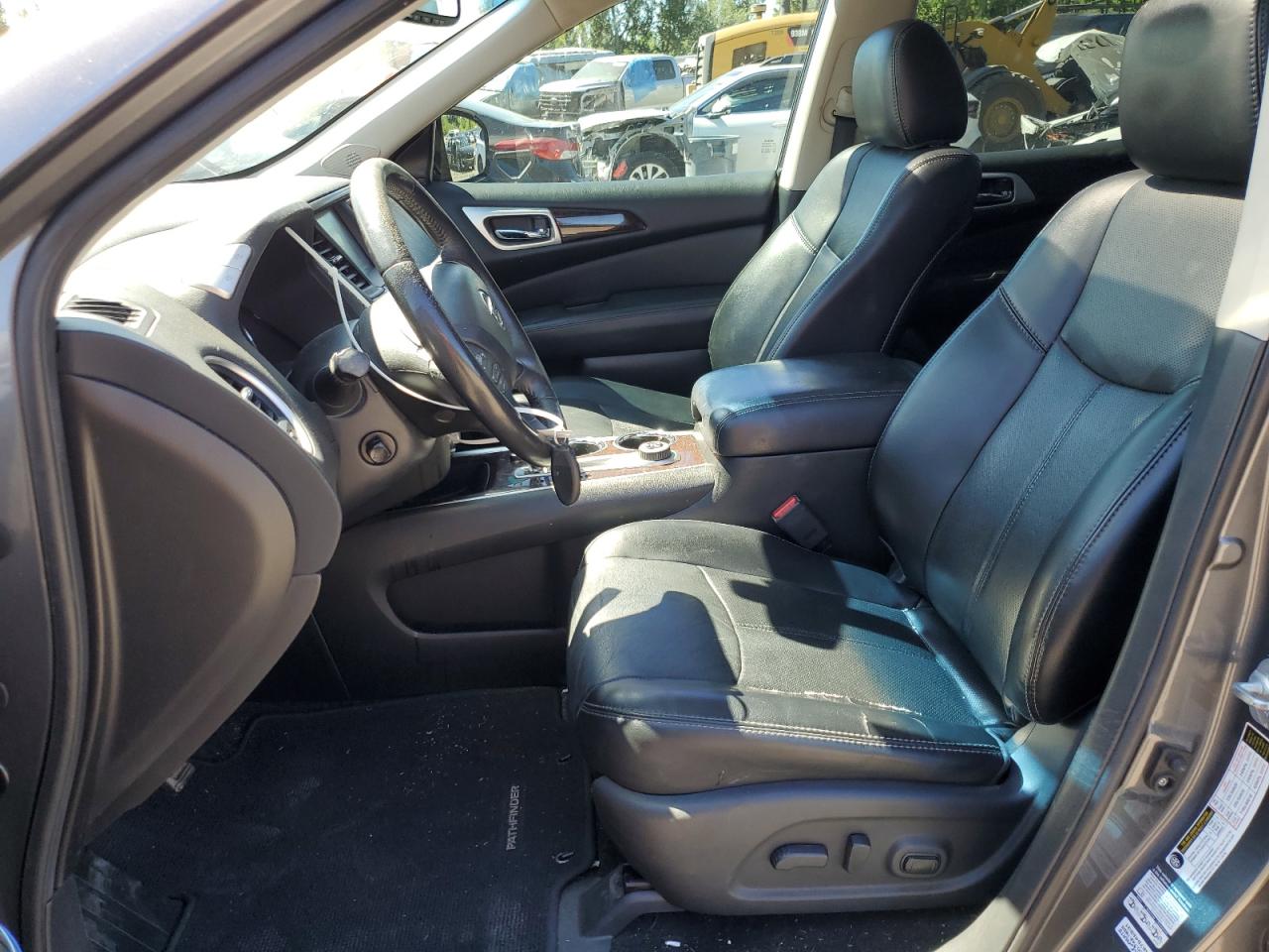 2015 Nissan Pathfinder S VIN: 5N1AR2MM9FC669230 Lot: 64023735