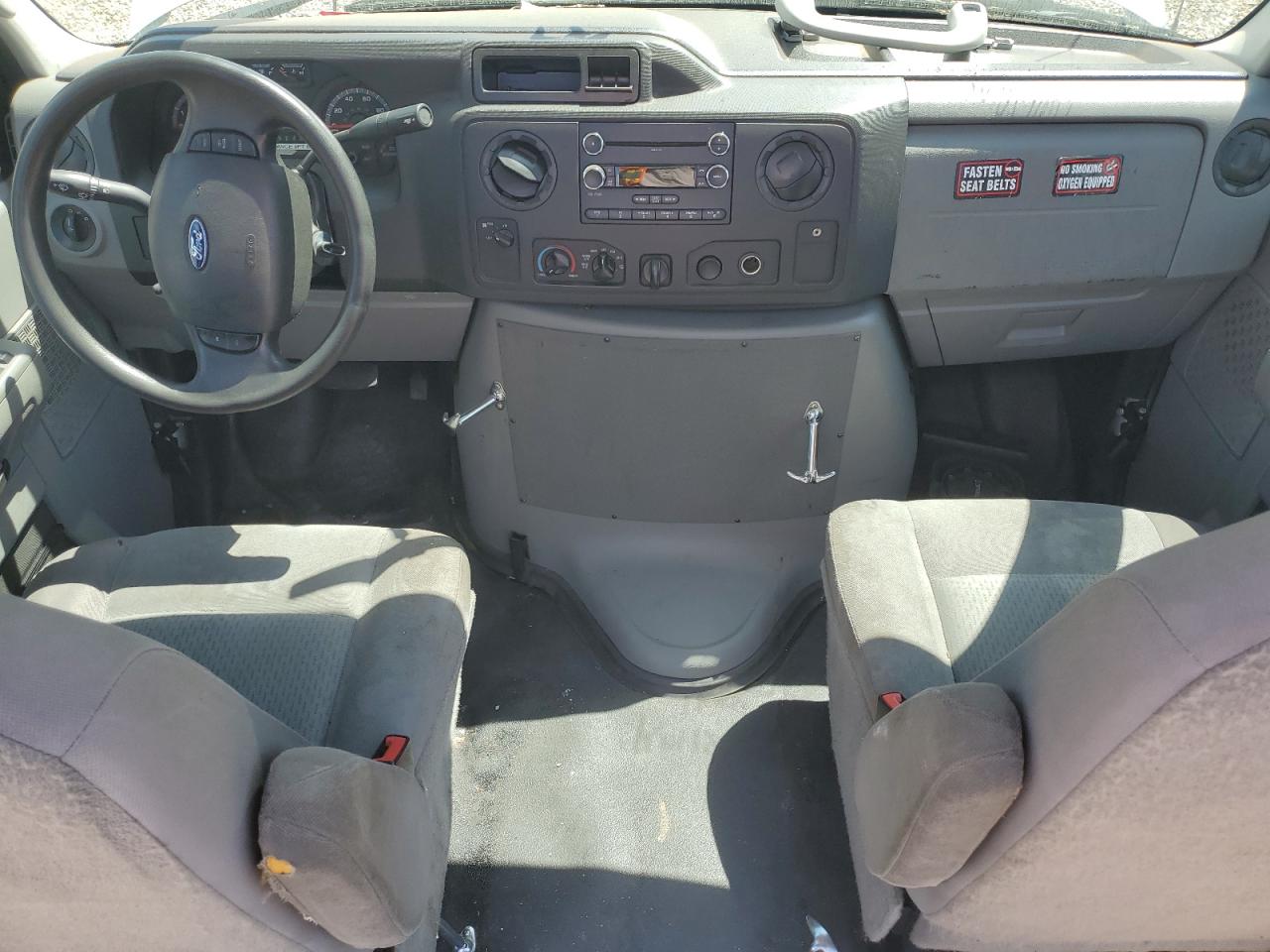 2016 Ford Econoline E450 Super Duty Cutaway Van VIN: 1FDXE4FS0GDC47727 Lot: 62943045