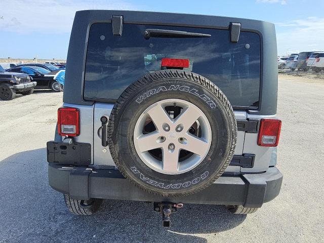 Parquets JEEP WRANGLER 2015 Silver