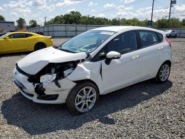  FORD FIESTA 2016 Biały
