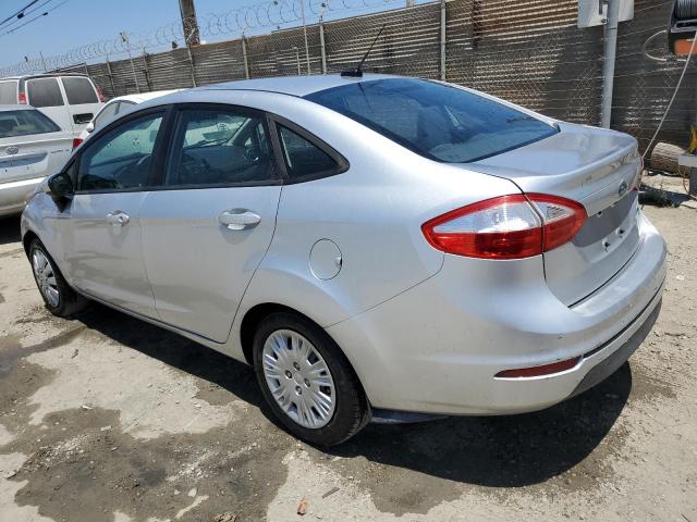 Sedans FORD FIESTA 2014 Silver
