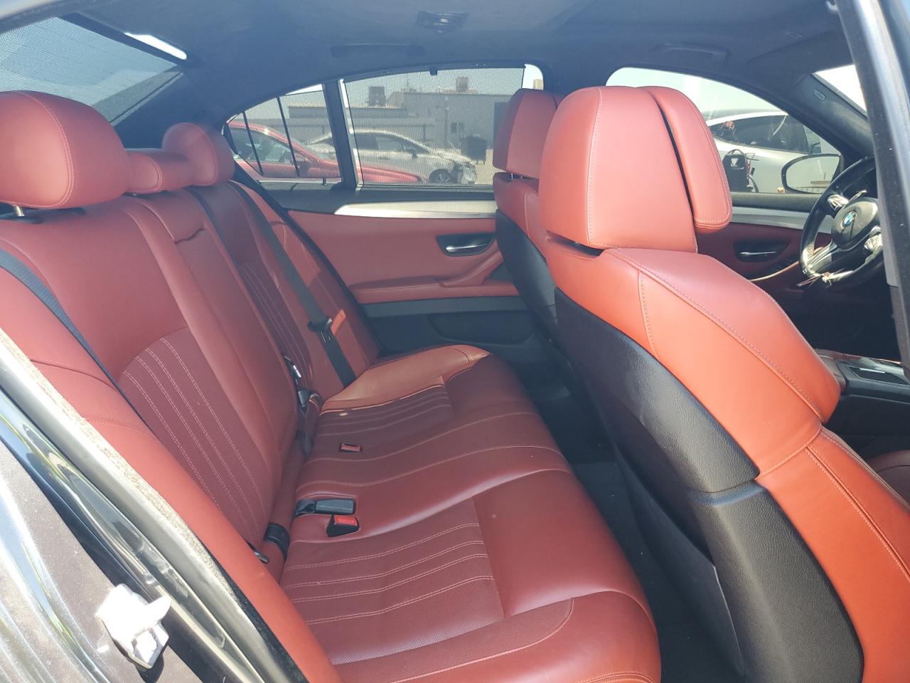 2014 BMW M5 VIN: WBSFV9C58ED592960 Lot: 63113575