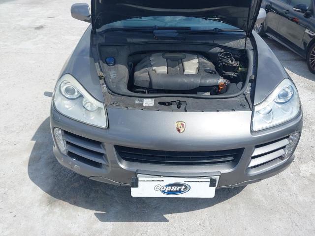 2009 PORSCHE CAYENNE 