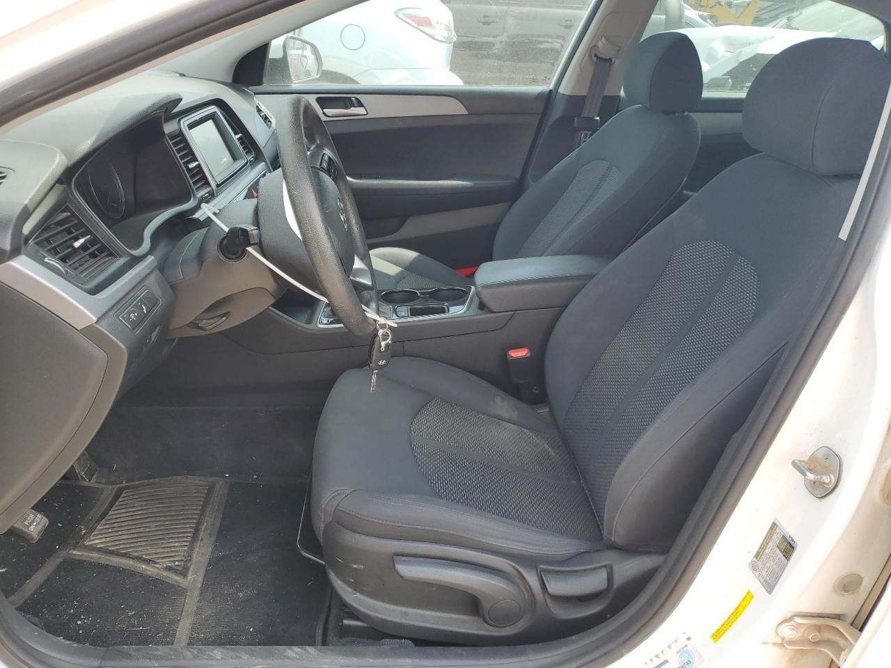 2019 Hyundai Sonata Se VIN: 5NPE24AF7KH784743 Lot: 64976805